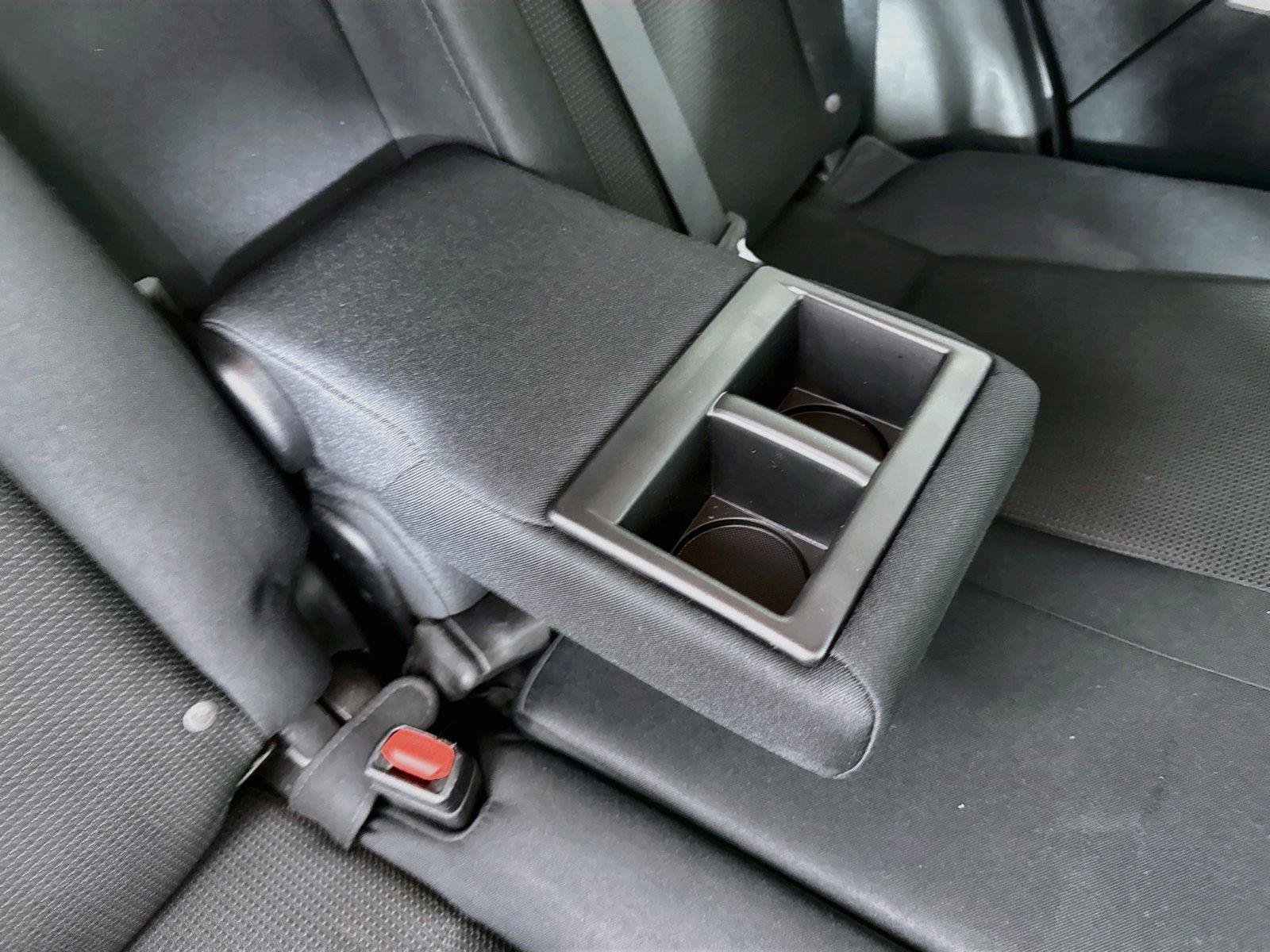 Used 2018 Super White Toyota XLE image 39