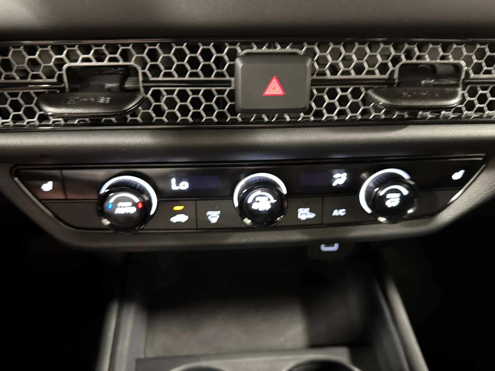 Used 2025 Crystal Black Pearl Honda Sport image 23