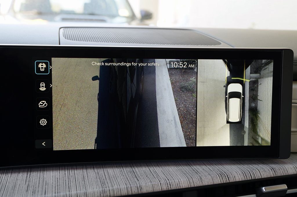 Certified Used 2025 Phantom Black Hyundai Calligraphy image 27