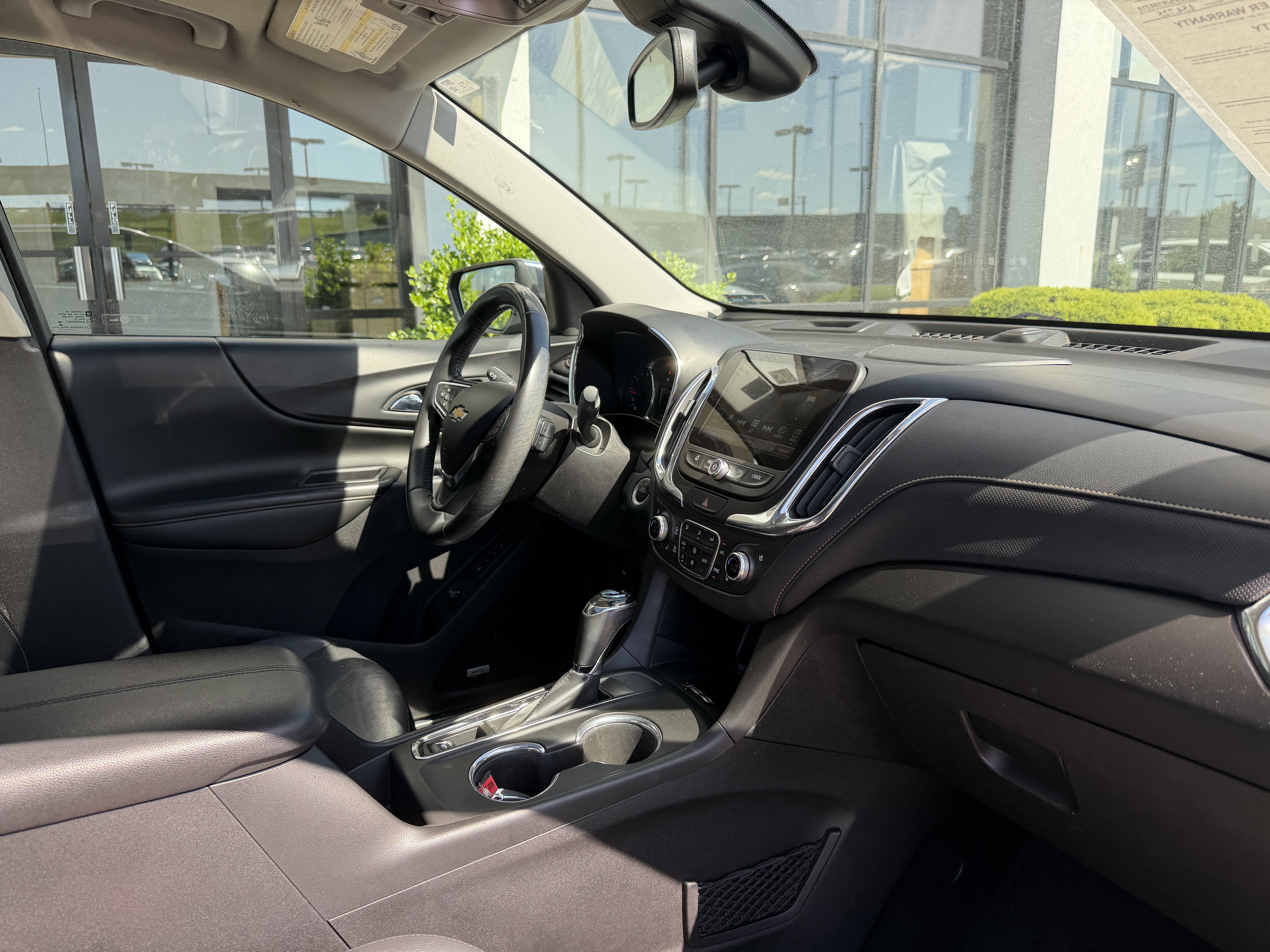 Used 2018 Mosaic Black Metallic Chevrolet Premier image 24