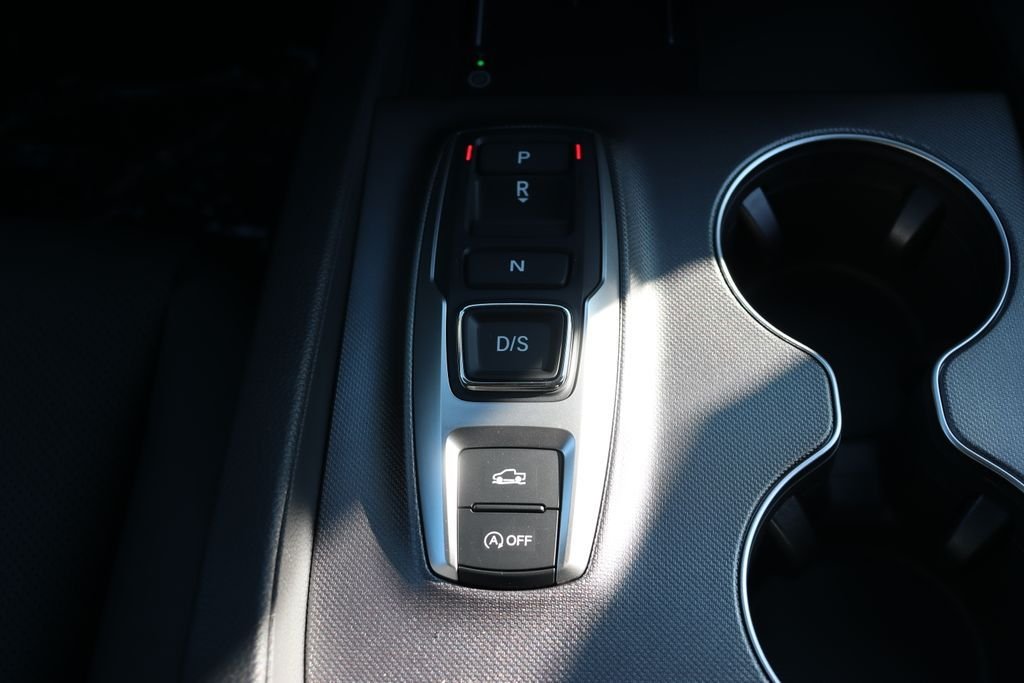 New 2026 Sonic Gray Pearl Honda RTL image 21