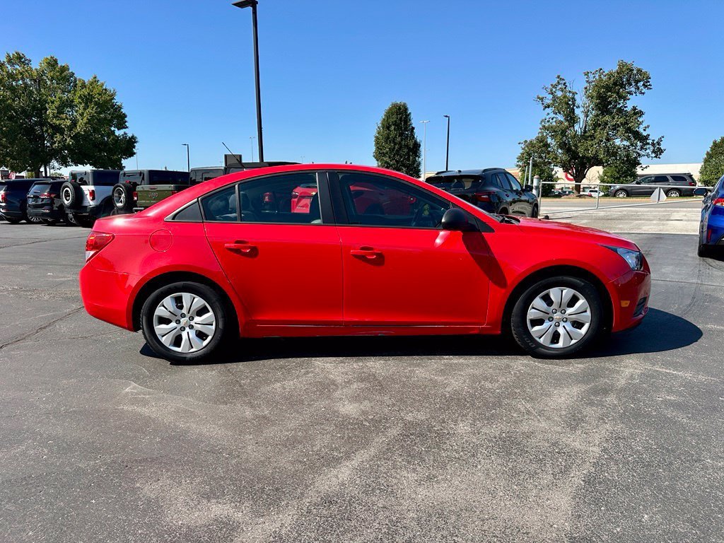 Used 2014 Chevrolet Cruze LS with VIN 1G1PA5SH1E7450985 for sale in Clarksville, IN
