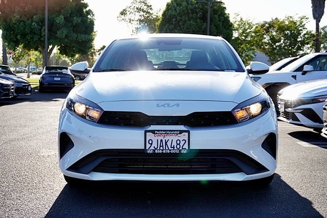 Used 2023 White Kia LX image 4