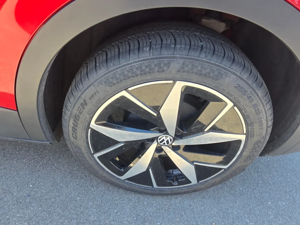 Used 2023 Aurora Red Metallic Volkswagen Pro S image 15