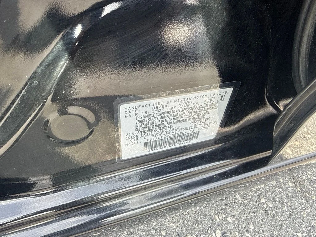 Used 2024 Black Nissan 1.6 S image 20