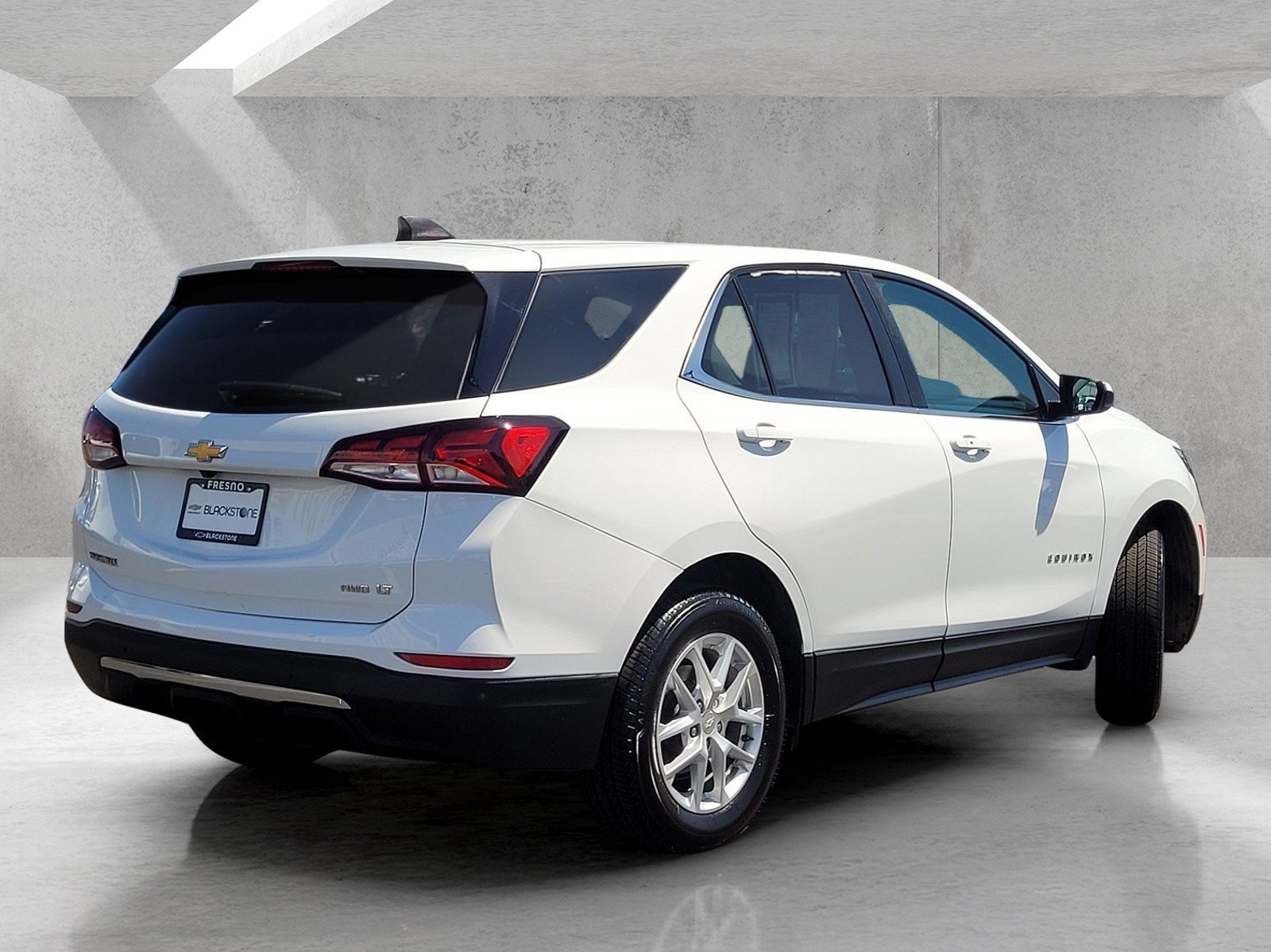 Used 2023 Summit White Chevrolet LT image 5