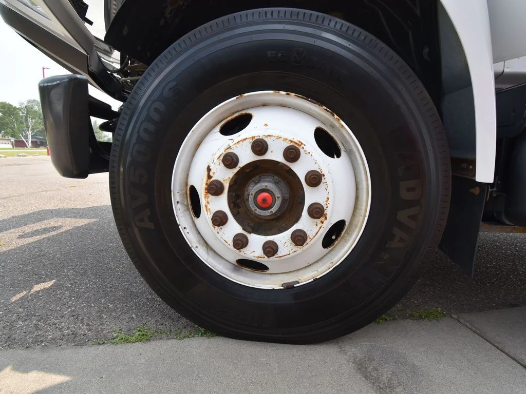 2019 Ford F-750 - Photo 28
