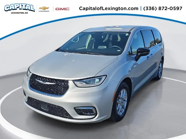 Used 2024 Silver Chrysler Touring L image 1