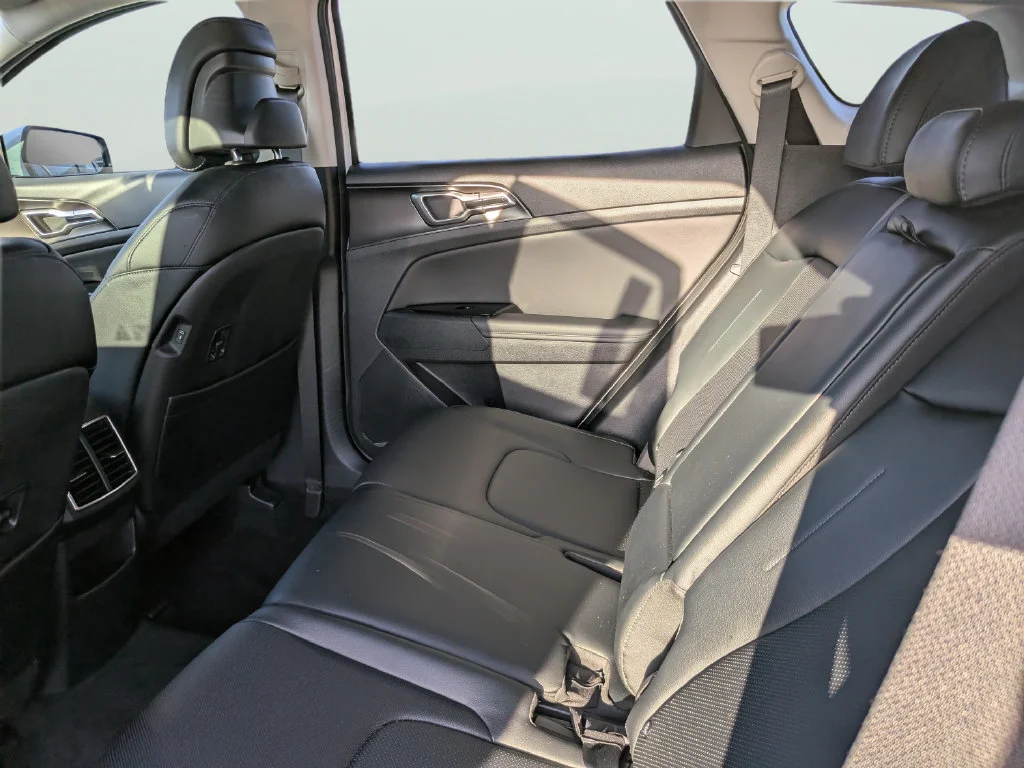 Used 2025 White Kia EX image 15
