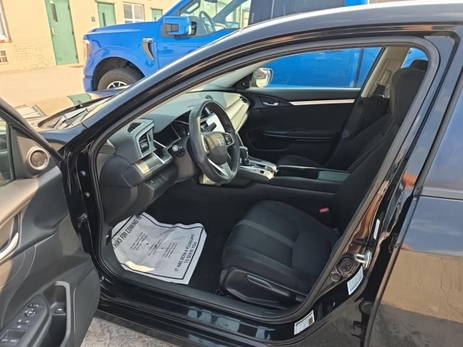 Used 2018 Crystal Black Pearl Honda EX image 11
