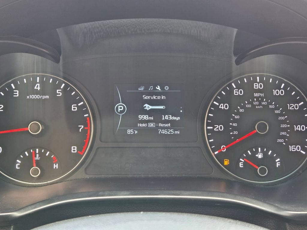 Used 2017 Titanium Silver Kia EX image 32