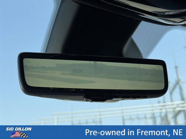 Used 2023 Diamond Black Crystal Pearlcoat Jeep Series III image 15
