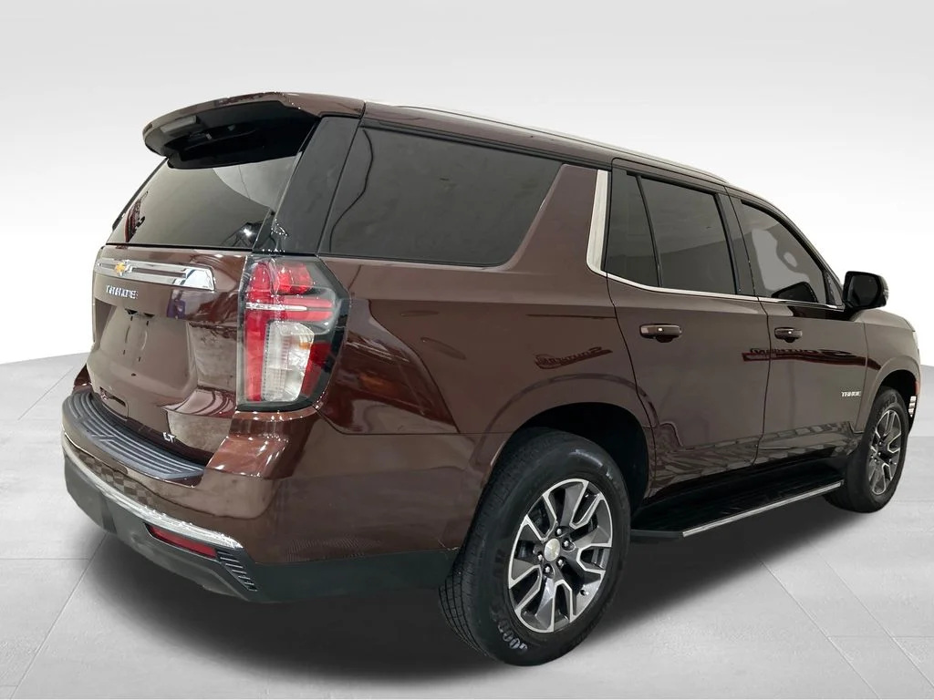 Used 2022 Orange Chevrolet LT image 5