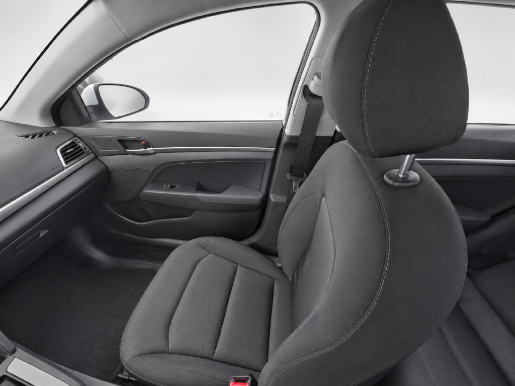 Used 2018 White Hyundai SEL image 14