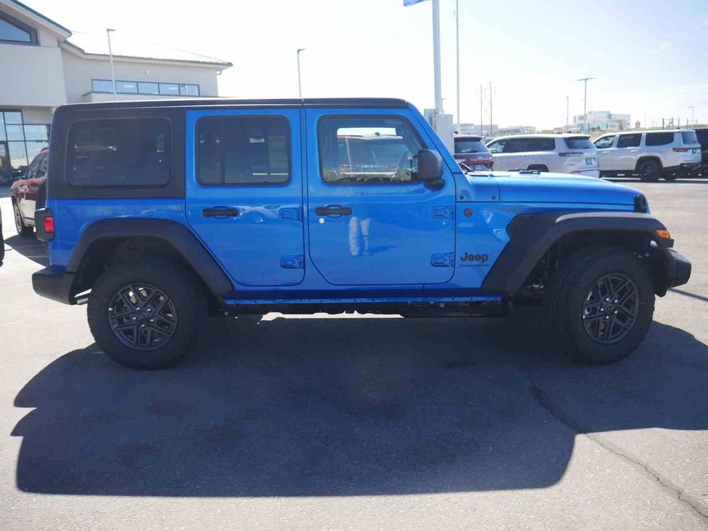 New 2026 Hydro Blue Pearlcoat Jeep Sport S image 22
