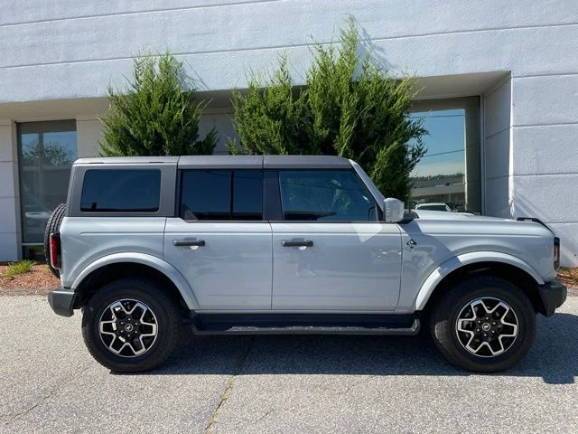 New 2026 AVALANCHE GRAY Ford Outer Banks image 5