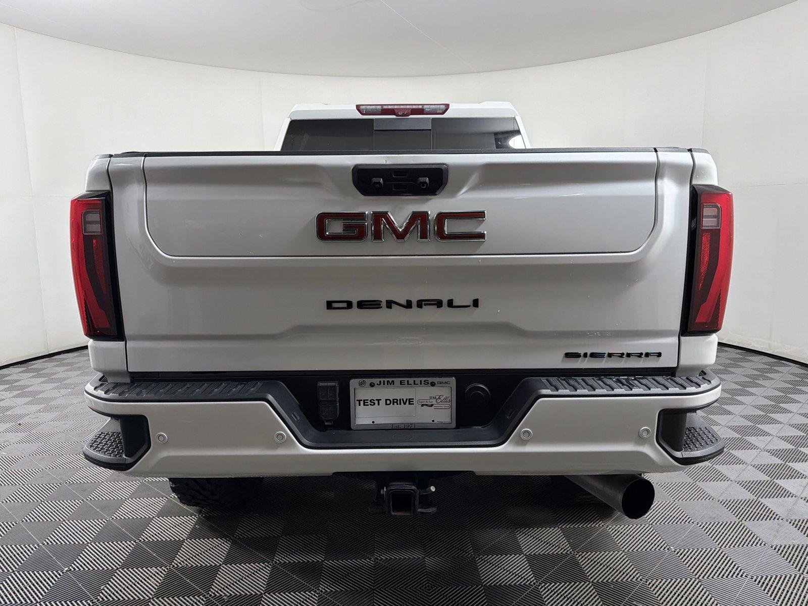 Certified Used 2024 White Frost Tricoat GMC Denali image 5