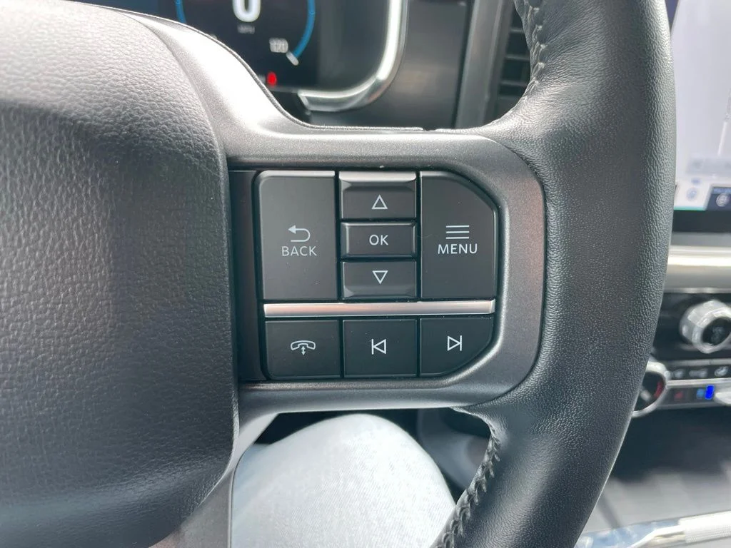 Used 2023 Black Ford Lariat image 26