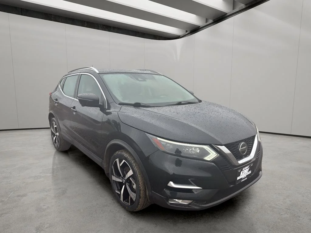 Used 2022 Magnetic Black Pearl Nissan SL image 7