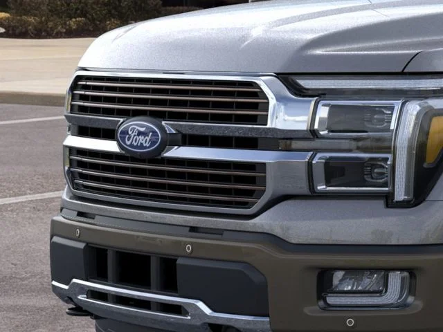 New 2026 Carbonized Gray Metallic Ford King Ranch® image 17