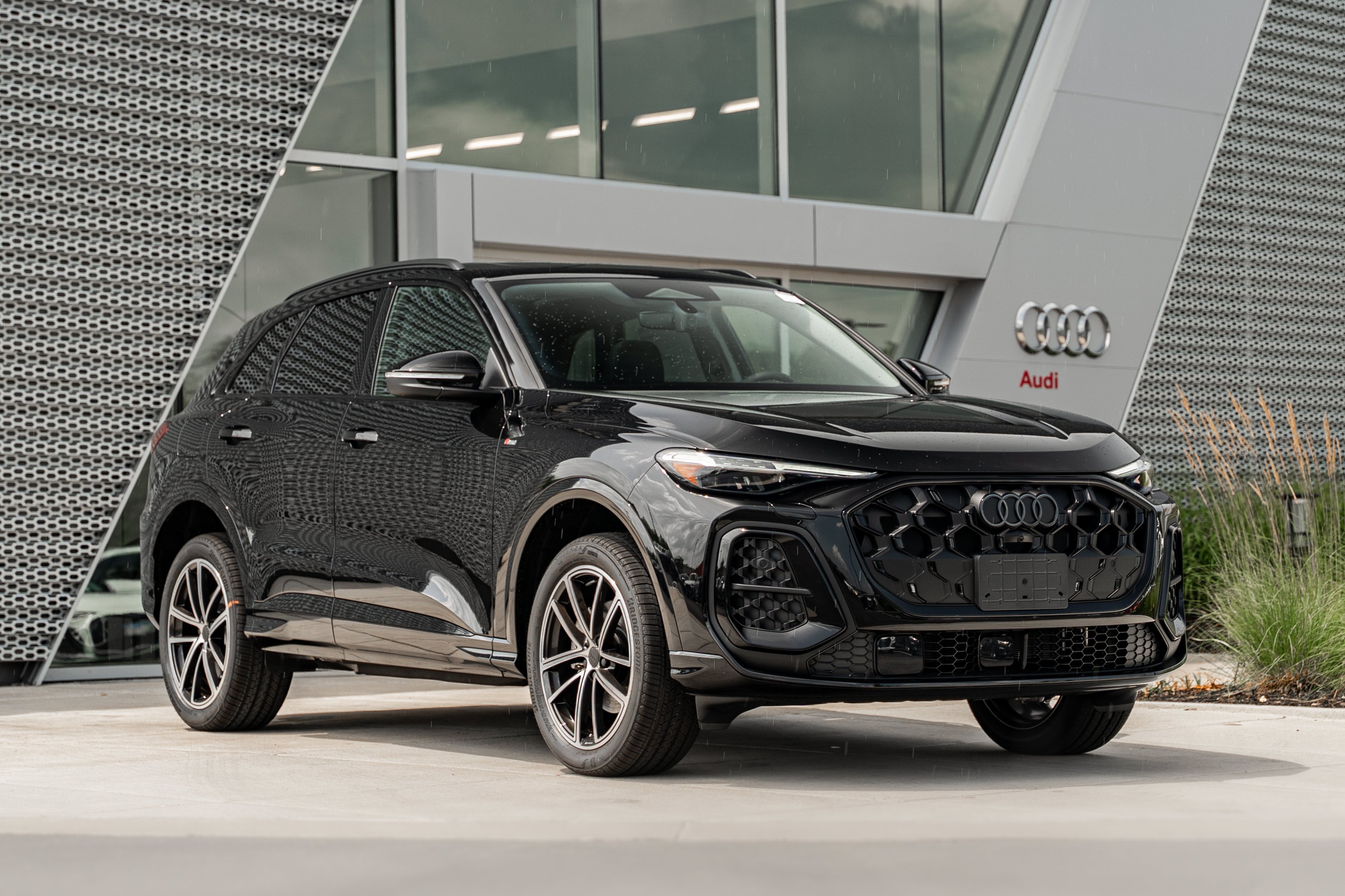 2026 Audi Q5 Premium Plus quattro's photo