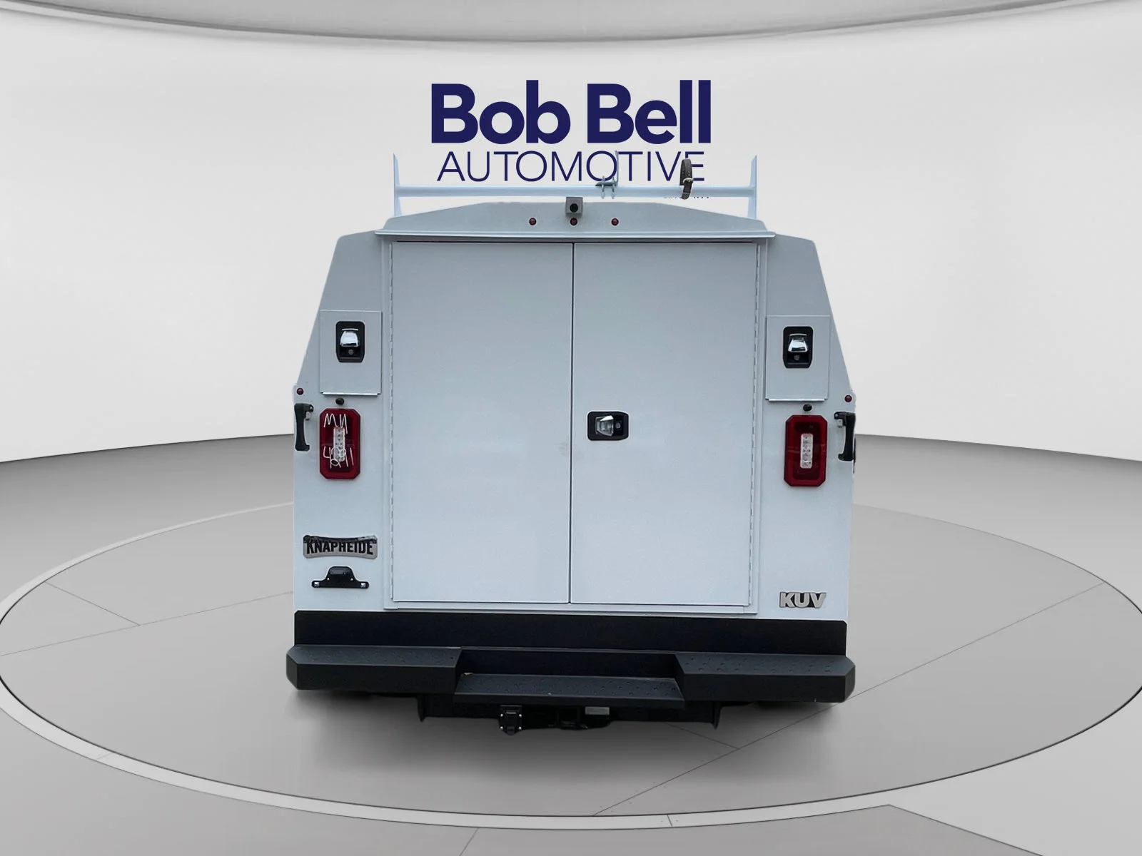 New 2027 Oxford White Ford E-350 SRW image 4