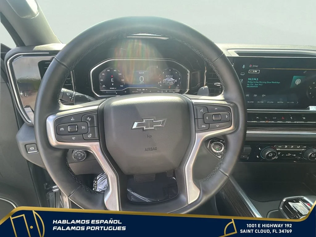 Used 2025 Sterling Gray Metallic Chevrolet RST image 18