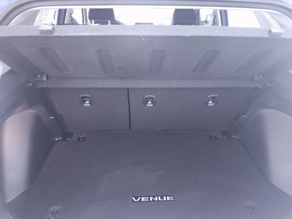 Used 2025 Blue Hyundai SEL image 21