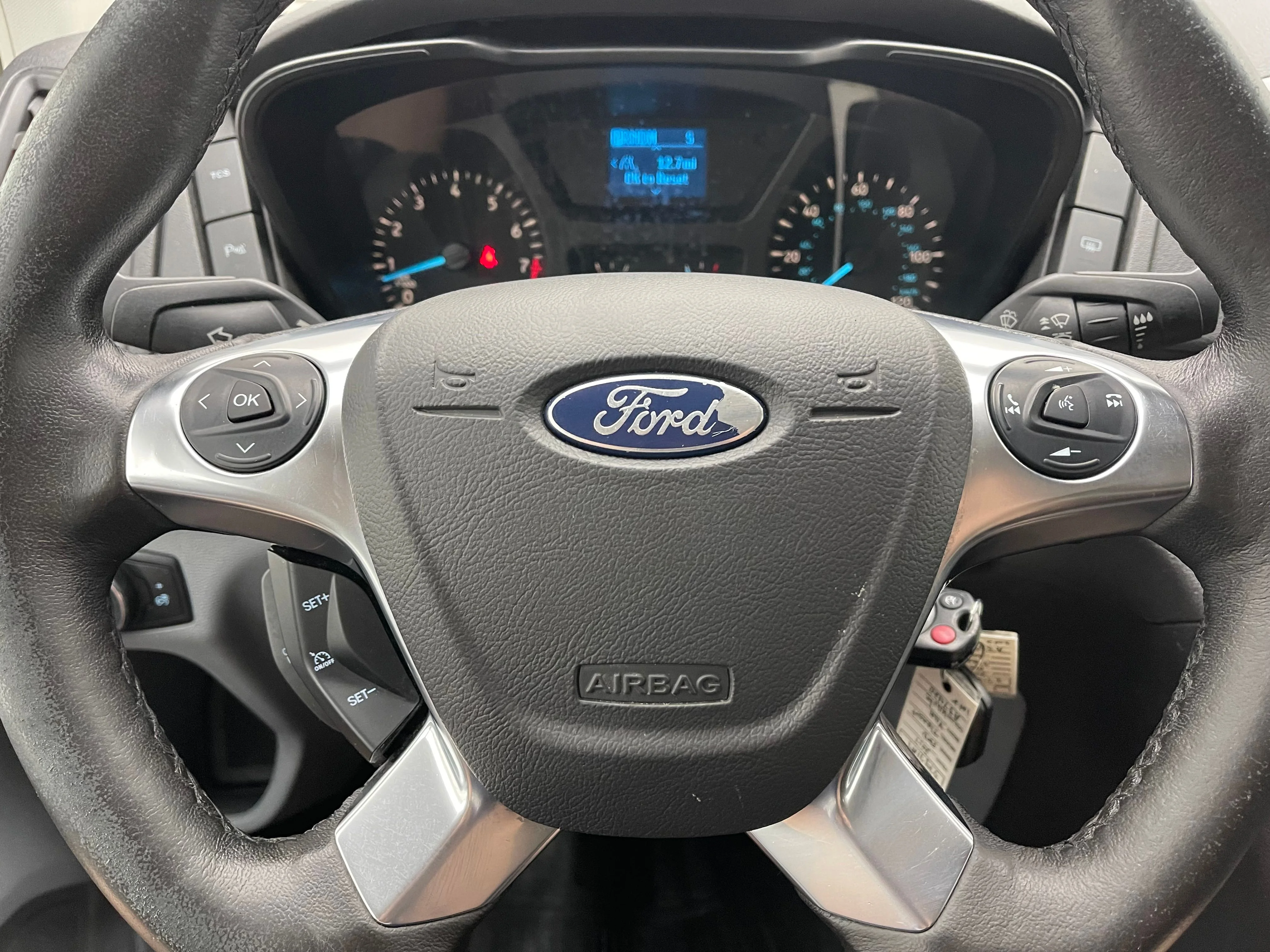 Used 2017 Oxford White Ford XLT image 19