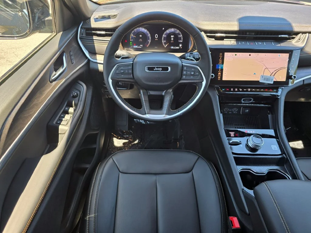 New 2026 Black Jeep  image 30