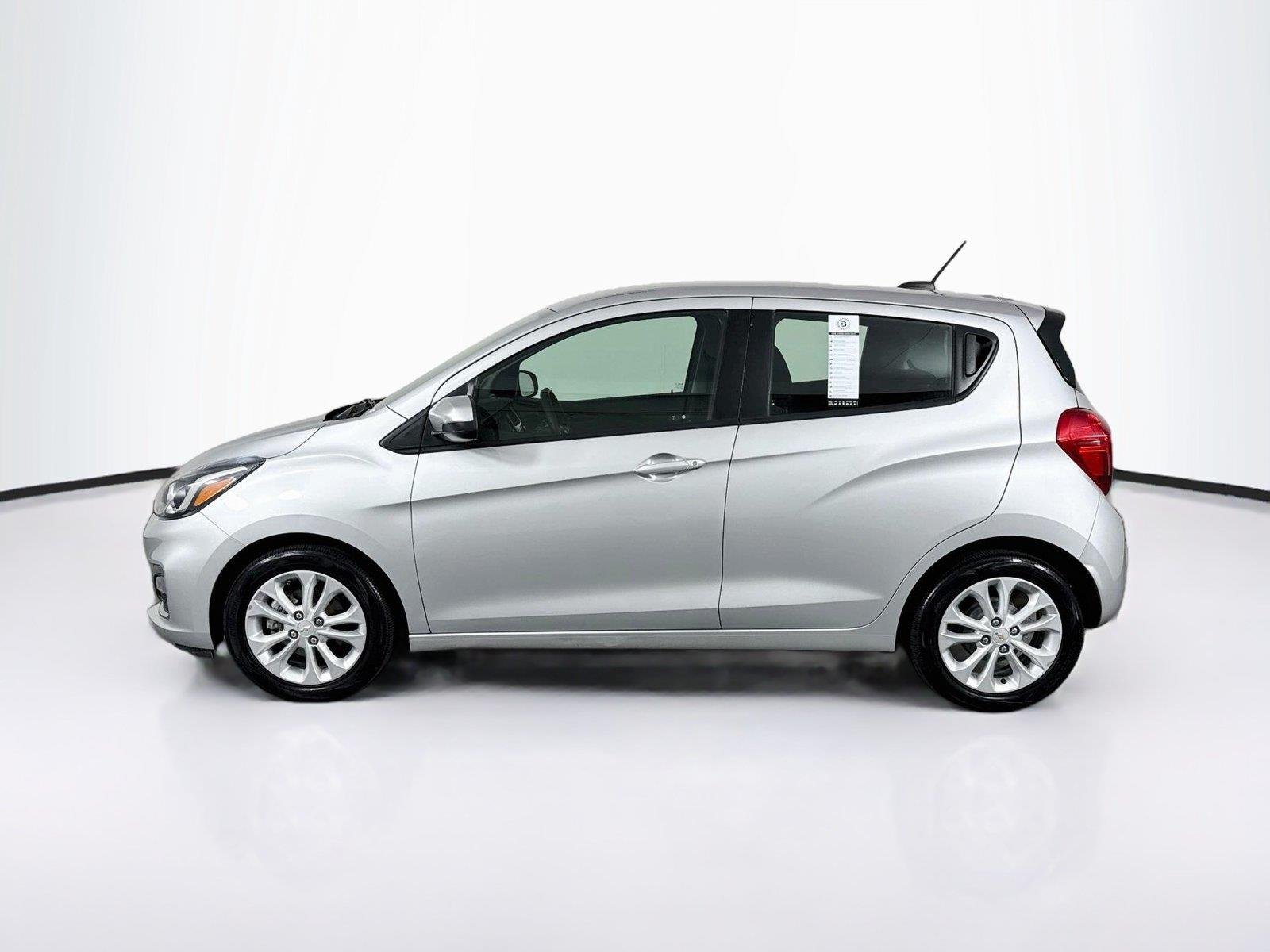 Used 2021 Silver Ice Chevrolet 1LT image 12