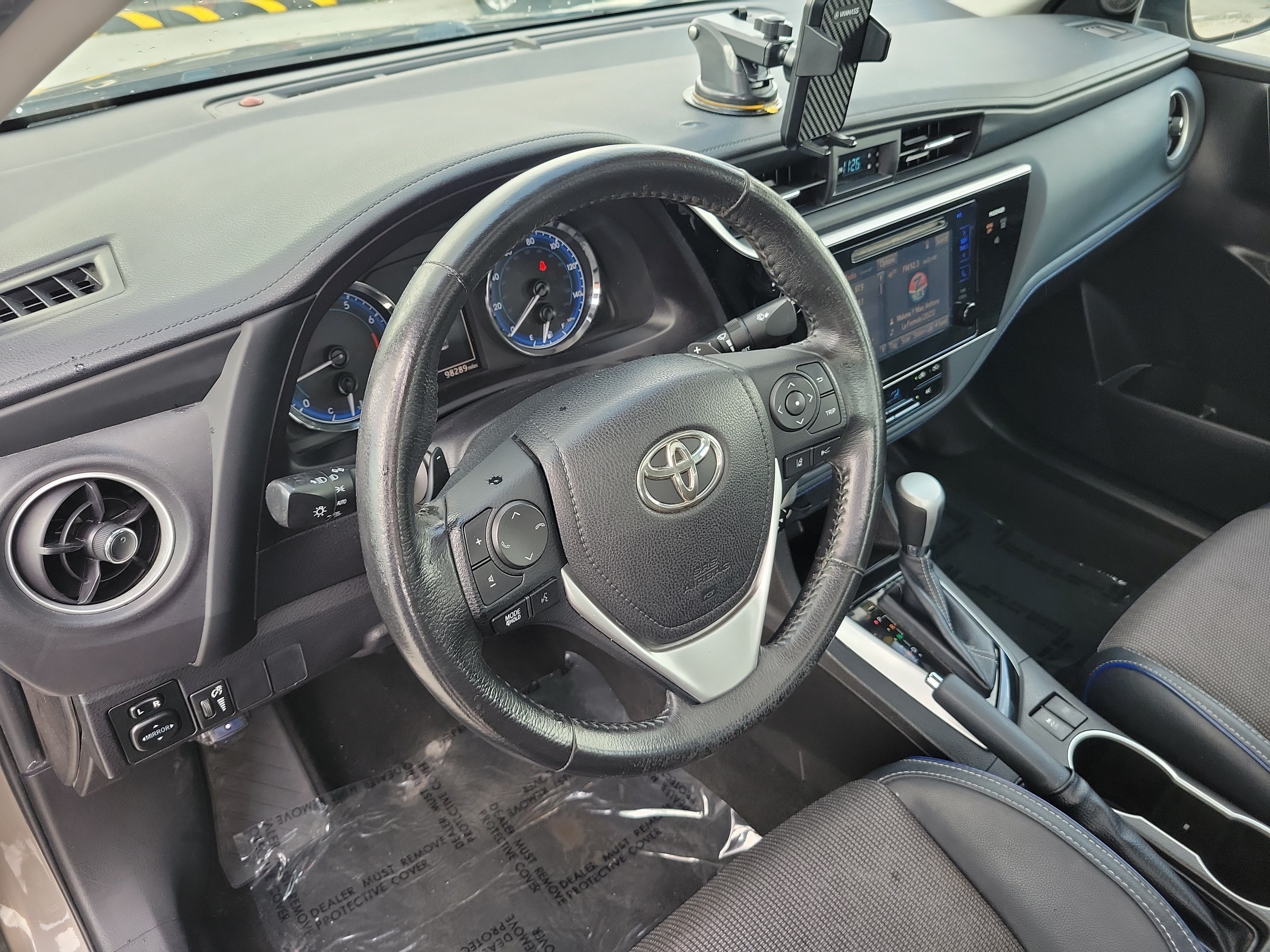Used 2017 Gray Toyota L image 22