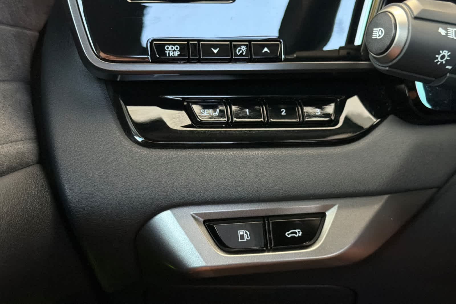 Certified Used 2024 Iridium Lexus Luxury image 31