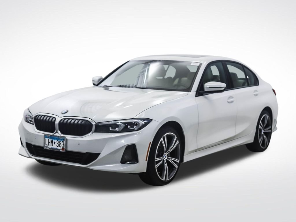 2023 BMW 3 Series 330i xDrive Sedan's photo