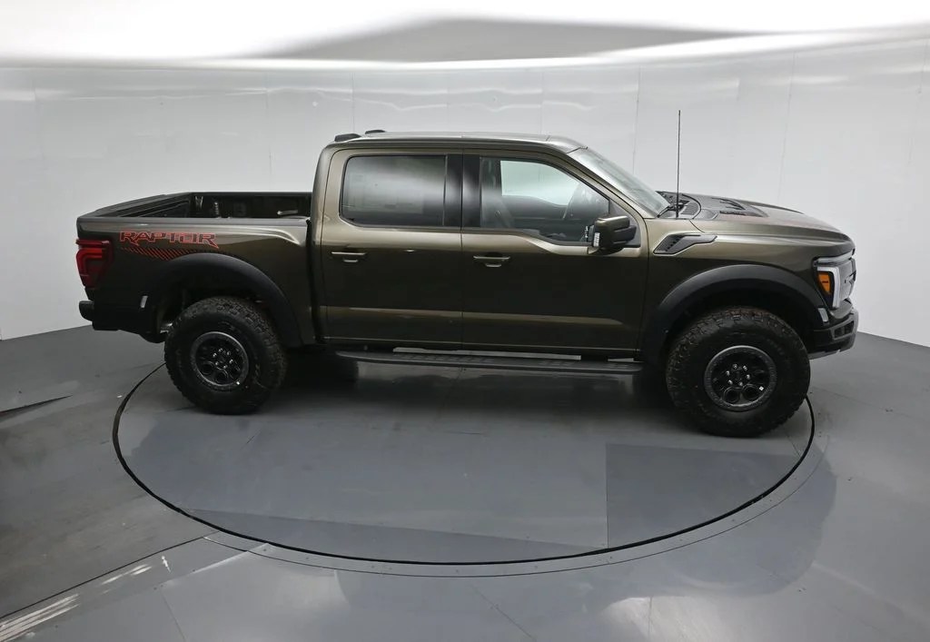New 2026 Shelter Green Ford Raptor image 55