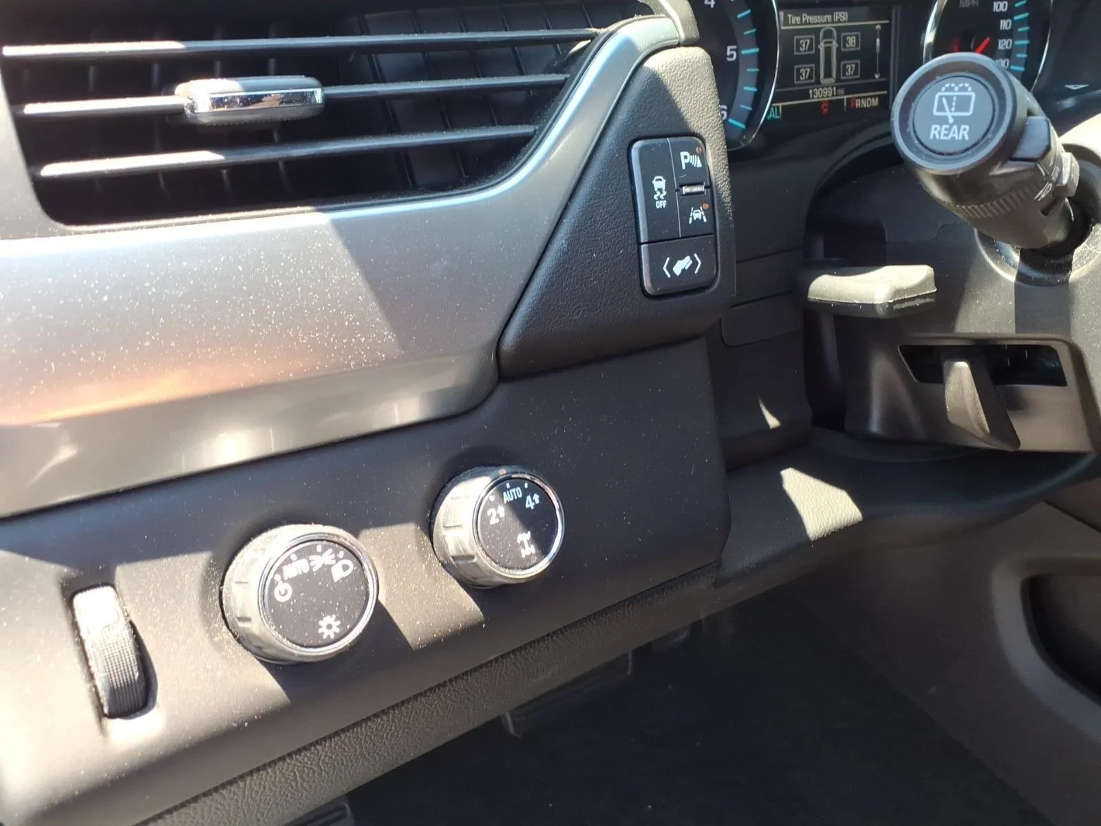 Used 2016 Silver Ice Metallic Chevrolet LT image 31