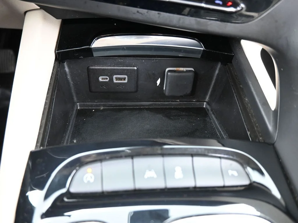 Used 2023 Sapphire Metallic Buick Preferred image 25