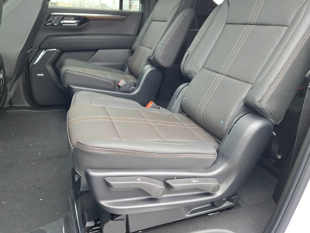 2026 Chevrolet Suburban High Country - Photo 20