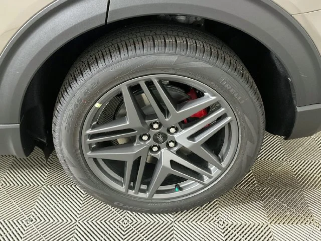 New 2026 Ford Explorer ST-Line