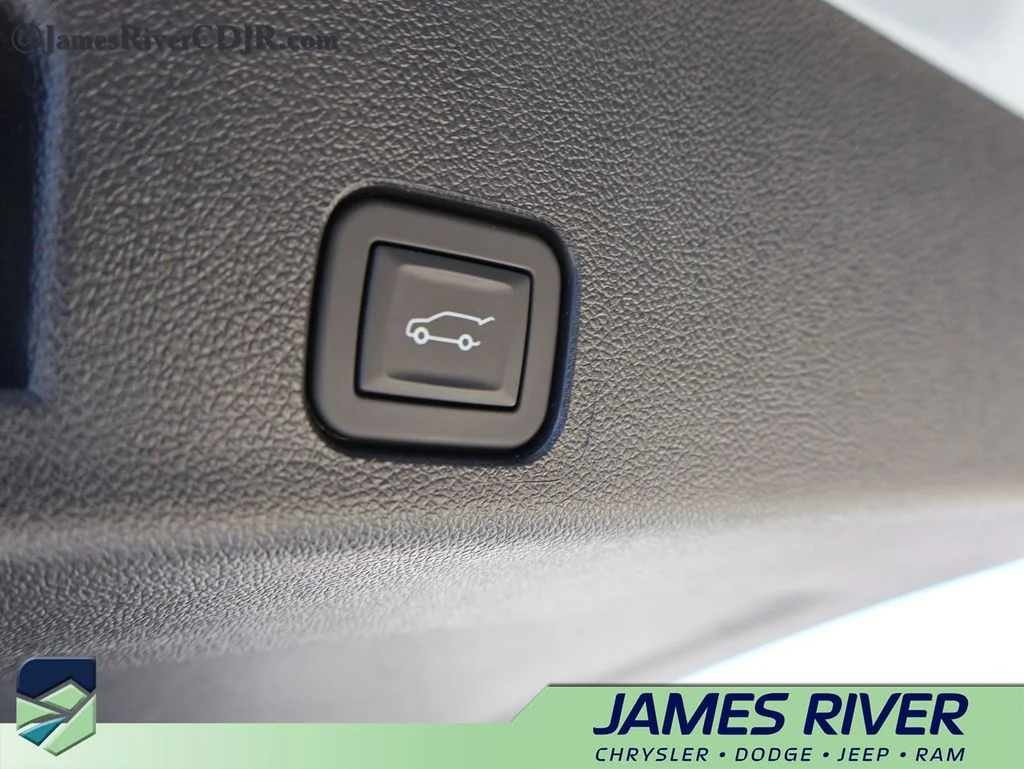 Used 2026 Gray Chevrolet LT image 17