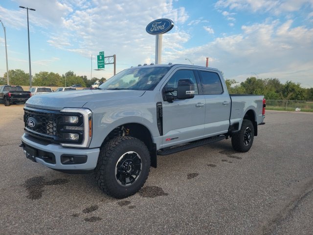New 2027 Gray Metallic Ford Lariat image 26