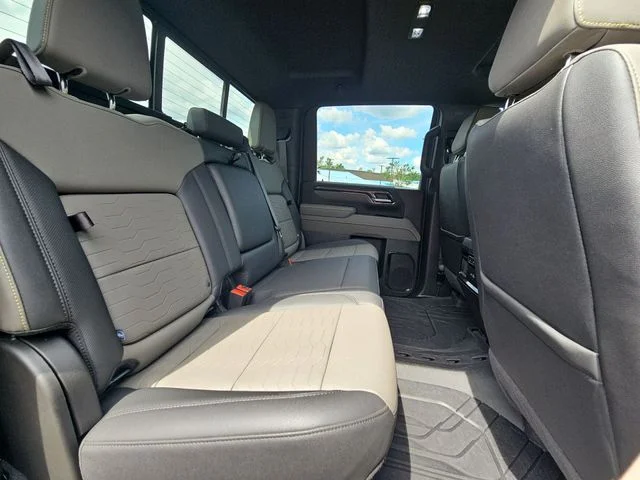 Used 2025 Gray Chevrolet ZR2 image 29