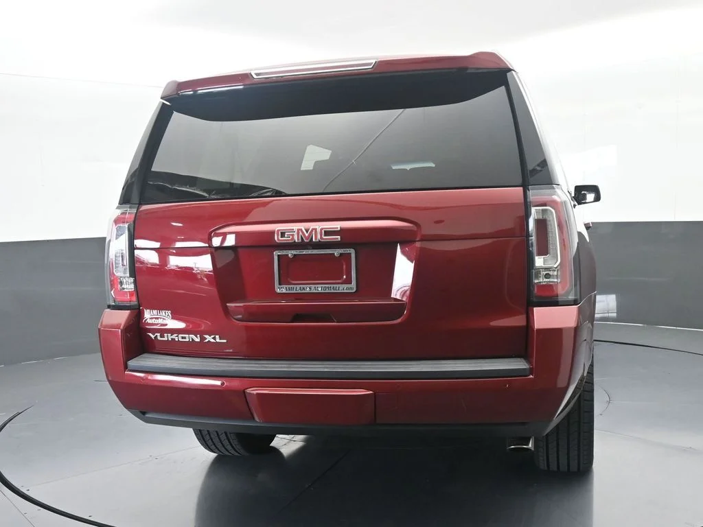 Used 2019 Crimson Red Tintcoat GMC SLT image 5