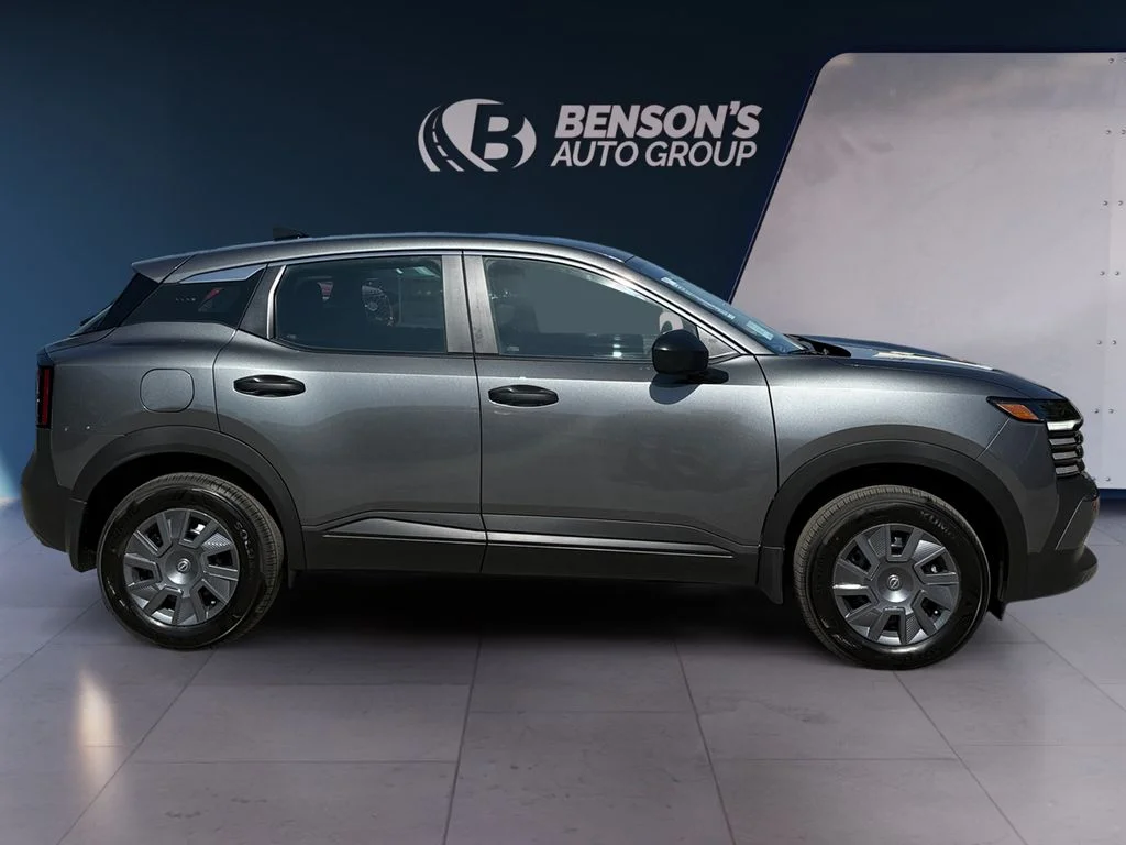 New 2027 Gray Nissan S image 6