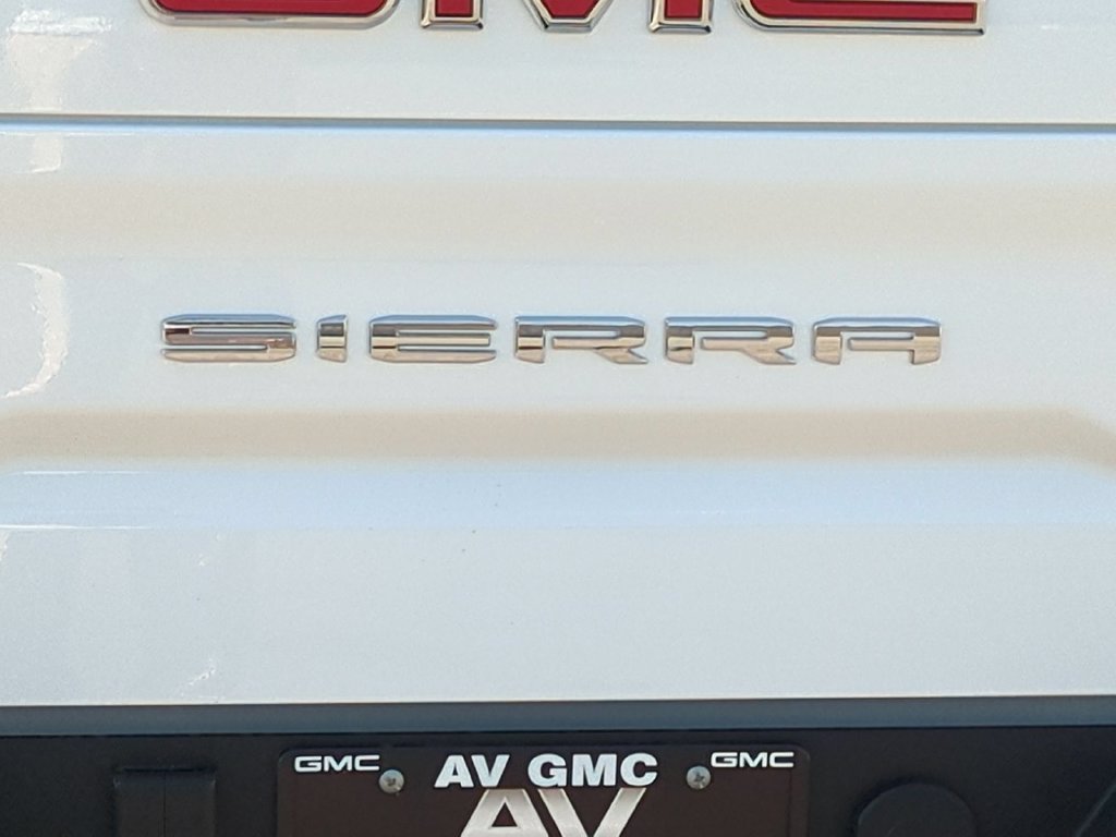 2026 GMC Sierra 1500 AT4 - Photo 10