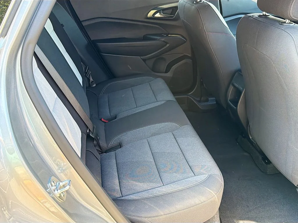 Used 2025 Sterling Gray Metallic Chevrolet 1RS image 28