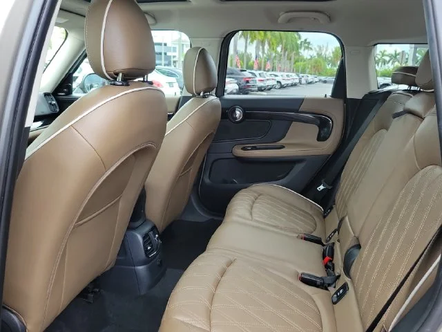 Used 2018 Silver MINI Base image 14