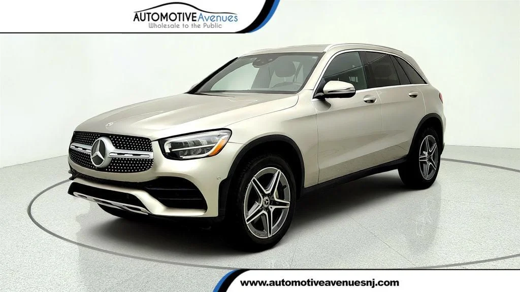 Used 2022 Mojave Silver Metallic Mercedes-Benz GLC 300 4MATIC SUV w/ AMG® Line & Premium Package Lite image 1