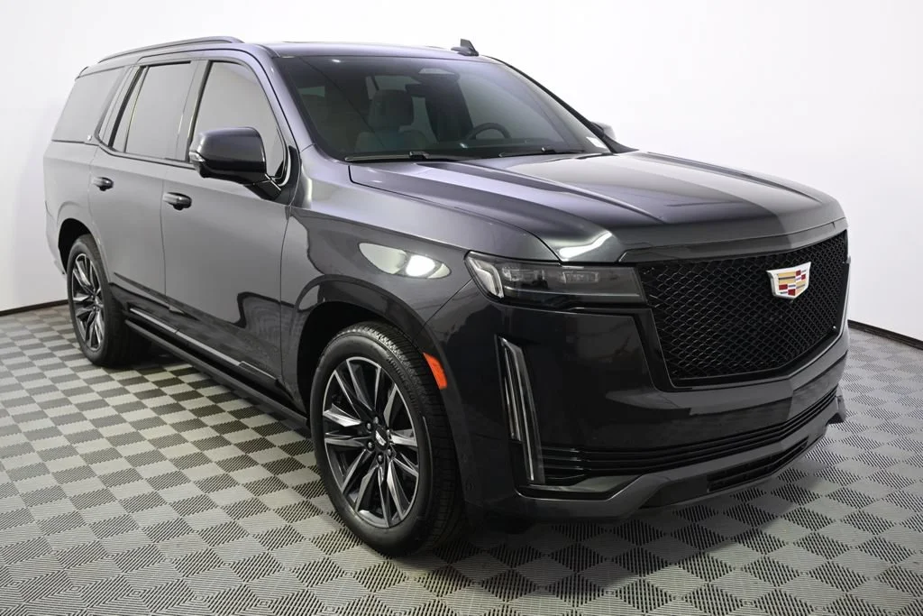 Used 2022 Galactic Gray Metallic Cadillac Sport Platinum image 8
