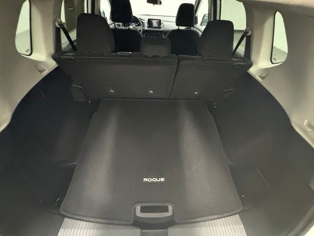 Used 2025 White Nissan SV image 10